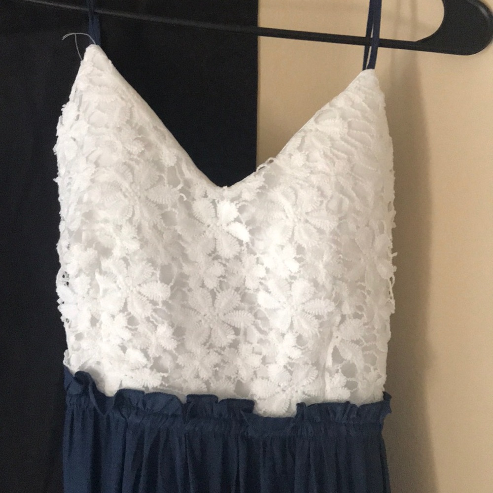 Cute maxi dress!